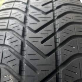 Fotka k inzerátu 2ks zimních pneu 195/65 R15 Pirelli  / 19275681