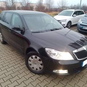 Fotka k inzerátu Škoda Octavia Combi 1.6 TDI DSG / 19285249