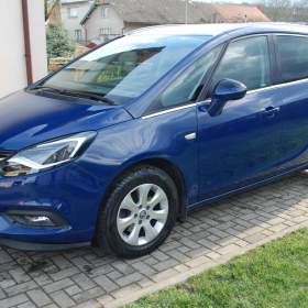 Fotka k inzerátu Opel Zafira Tourer 1.6CDTI Business 7- místné / 19289838