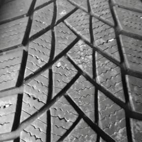 2ks zimních pneu 185/60 R15 Bridgestone / 19302083