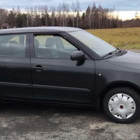 TAKÉ NA SPLÁTKY Škoda Fabia II combi ambiente 1.2 51kW TAŽNÉ ZAŘ / 19312634