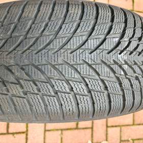 4 x Zimní pneu Nokian Tyres WR Snowproof P 215/50 R 18 92 / 19330941