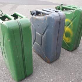 KANYSTR PLECHOVY 20L,3KS, DOBRY STAV / 19340432