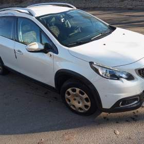 Peugeot 2008 1,6 Blue HDI / 19341544