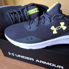 Běžecké boty Under Armour CHARGED PURSUIT 3 VM šedé nové  / 19365694