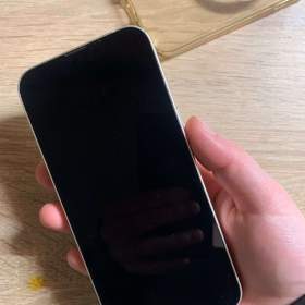 iPhone 13 bílý 128GB / 19370919