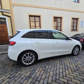 Mercedes- Benz Třídy B B180d / 19372706