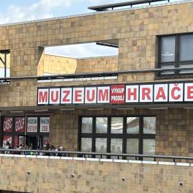 Obsluha v muzeu hraček Ostrava / 19437230
