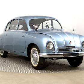 Fotka k inzerátu Tatra 600 Tatraplan 1.95 / 18440259