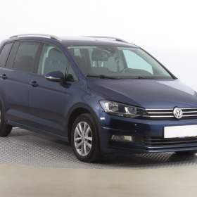 Fotka k inzerátu Volkswagen Touran 1.6 TDI / 18523857