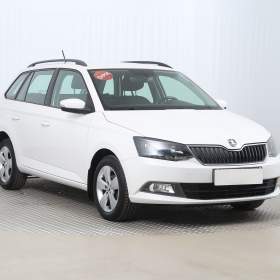 Fotka k inzerátu Škoda Fabia 1.0 TSI / 18663364