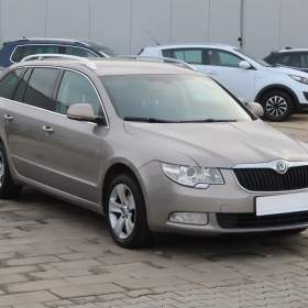 Fotka k inzerátu Škoda Superb 2.0 TDI / 18760014