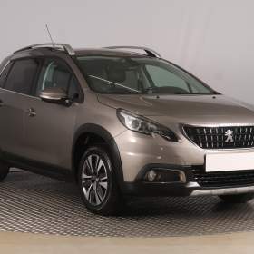 Fotka k inzerátu Peugeot 2008 1.2 PureTech / 18828320