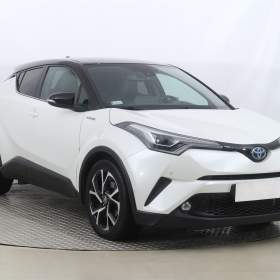 Fotka k inzerátu Toyota C- HR 1.8 Hybrid / 18881170