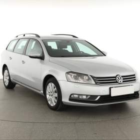 Fotka k inzerátu Volkswagen Passat 2.0 TDI / 18885424