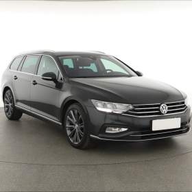 Fotka k inzerátu Volkswagen Passat 2.0 TDI / 18912535