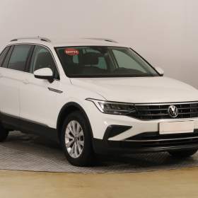 Fotka k inzerátu Volkswagen Tiguan 1.5 TSI / 18921982