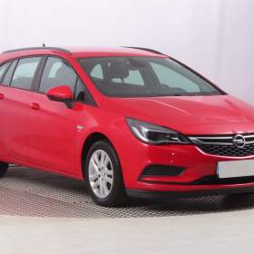 Fotka k inzerátu Opel Astra 1.6 CDTI / 18933707