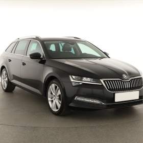 Fotka k inzerátu Škoda Superb 1.5 TSI / 18942438