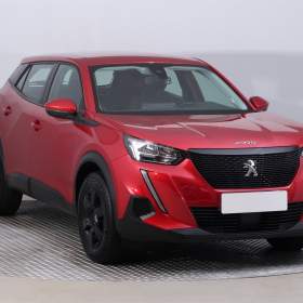 Fotka k inzerátu Peugeot 2008 1.2 PureTech / 18946664