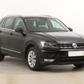 Fotka k inzerátu Volkswagen Tiguan 2.0 TSI / 18946775