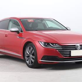 Fotka k inzerátu Volkswagen Arteon 2.0 TDI / 18948336