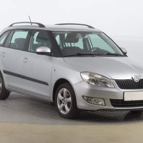 Fotka k inzerátu Škoda Fabia 1.2 TSI / 18952233