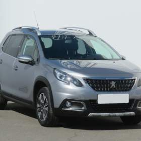 Fotka k inzerátu Peugeot 2008 1.2 PureTech / 18954619