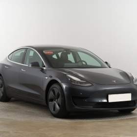 Fotka k inzerátu Tesla Model 3 Std Range Plus 49kWh / 18987356