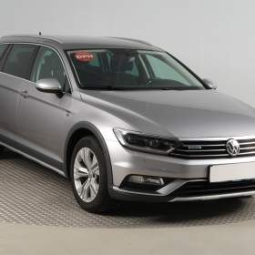 Fotka k inzerátu Volkswagen Passat 2.0 TDI / 18988809