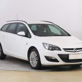 Fotka k inzerátu Opel Astra 1.6 CDTI / 18996590