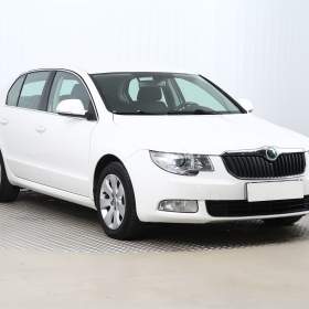 Fotka k inzerátu Škoda Superb 2.0 TDI / 19011789