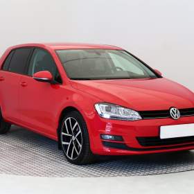 Fotka k inzerátu Volkswagen Golf 1.2 TSI / 19020204