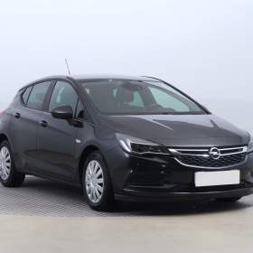 Fotka k inzerátu Opel Astra 1.6 CDTI / 19027188