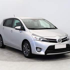 Fotka k inzerátu Toyota Verso 1.6 D- 4D / 19032125