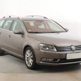 Fotka k inzerátu Volkswagen Passat 2.0 TDI / 19032174