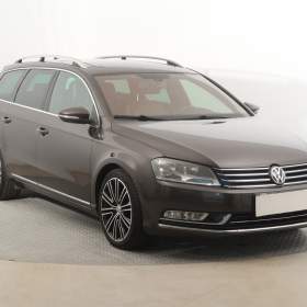 Fotka k inzerátu Volkswagen Passat 2.0 TDI / 19034820