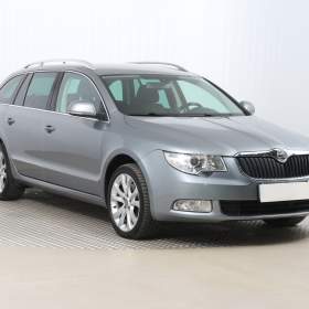 Fotka k inzerátu Škoda Superb 2.0 TDI / 19037855