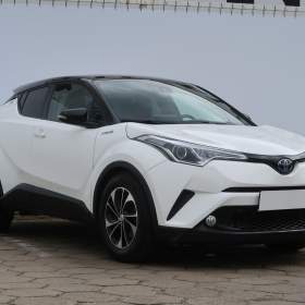 Fotka k inzerátu Toyota C- HR 1.8 Hybrid / 19044945