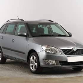 Fotka k inzerátu Škoda Fabia 1.2 TSI / 19047608