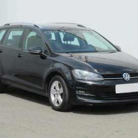 Fotka k inzerátu Volkswagen Golf 2.0 TDI / 19051222