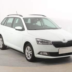 Fotka k inzerátu Škoda Fabia 1.0 TSI / 19054472