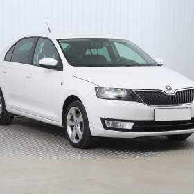 Fotka k inzerátu Škoda Rapid 1.2 TSI / 19057598