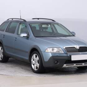 Fotka k inzerátu Škoda Octavia Scout 2.0 TDI / 19061397