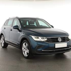 Fotka k inzerátu Volkswagen Tiguan 1.5 TSI / 19063212