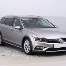 Fotka k inzerátu Volkswagen Passat 2.0 TDI / 19064186