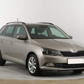 Fotka k inzerátu Škoda Fabia 1.2 TSI / 19067498