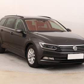 Fotka k inzerátu Volkswagen Passat 2.0 TDI / 19073921