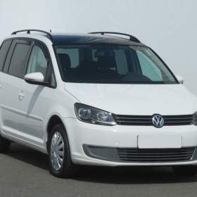 Fotka k inzerátu Volkswagen Touran 1.6 TDI / 19073954