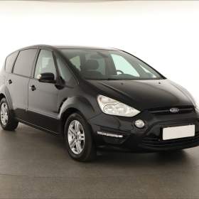 Fotka k inzerátu Ford S- MAX 2.0 TDCi / 19074611